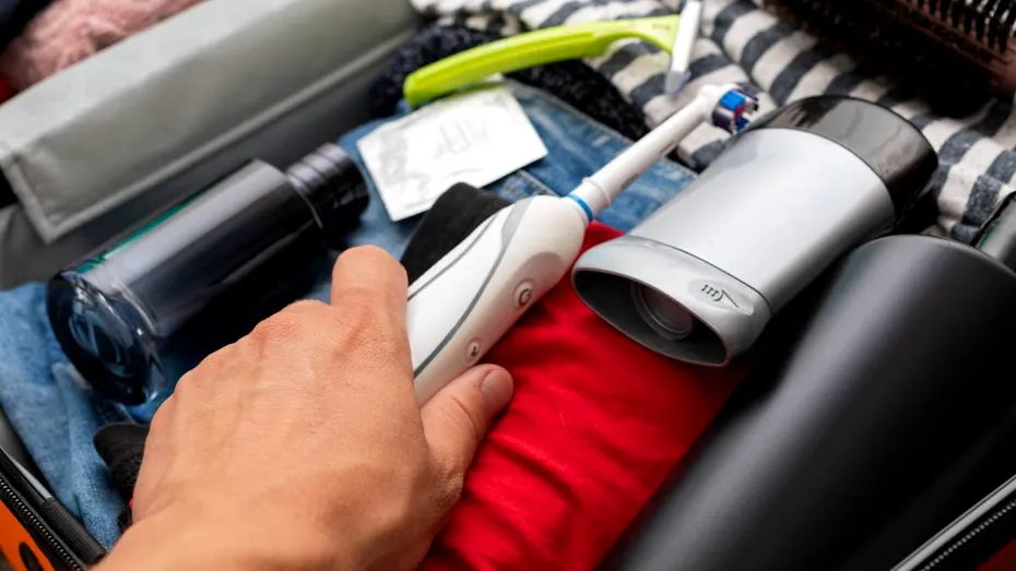 Obiceiurile de vacanță care-ți pot afecta dinții — cum să le eviți