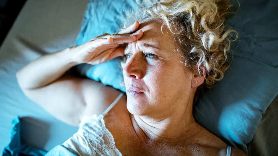 Treziri nocturne frecvente? Medicii explică ce problemă de sănătate poate ascunde