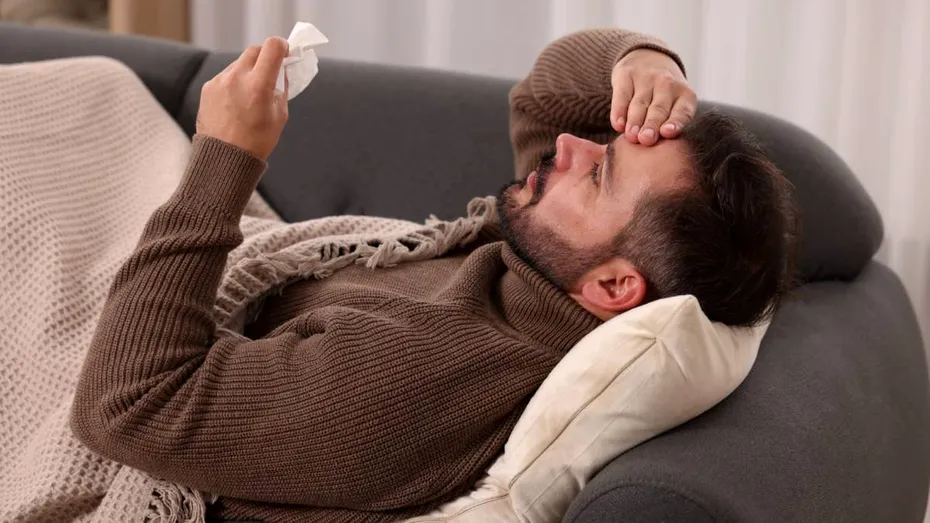 Cum începe gripa și ce semn o deosebește de o simplă răceală