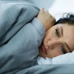 Trei semne care apar dimineața și pot indica o boală periculoasă. Mulți oameni nu știu că suferă de ea